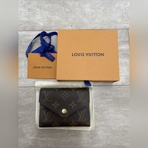 Louis Vuitton Brown Monogram Victorine Wallet